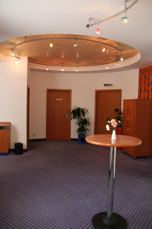 Best Western Hotel Ketterer Stuttgart Buitenkant foto